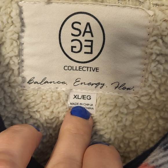 Sage Collective Red and Tan Shacket Size XL - Picture 5 of 9